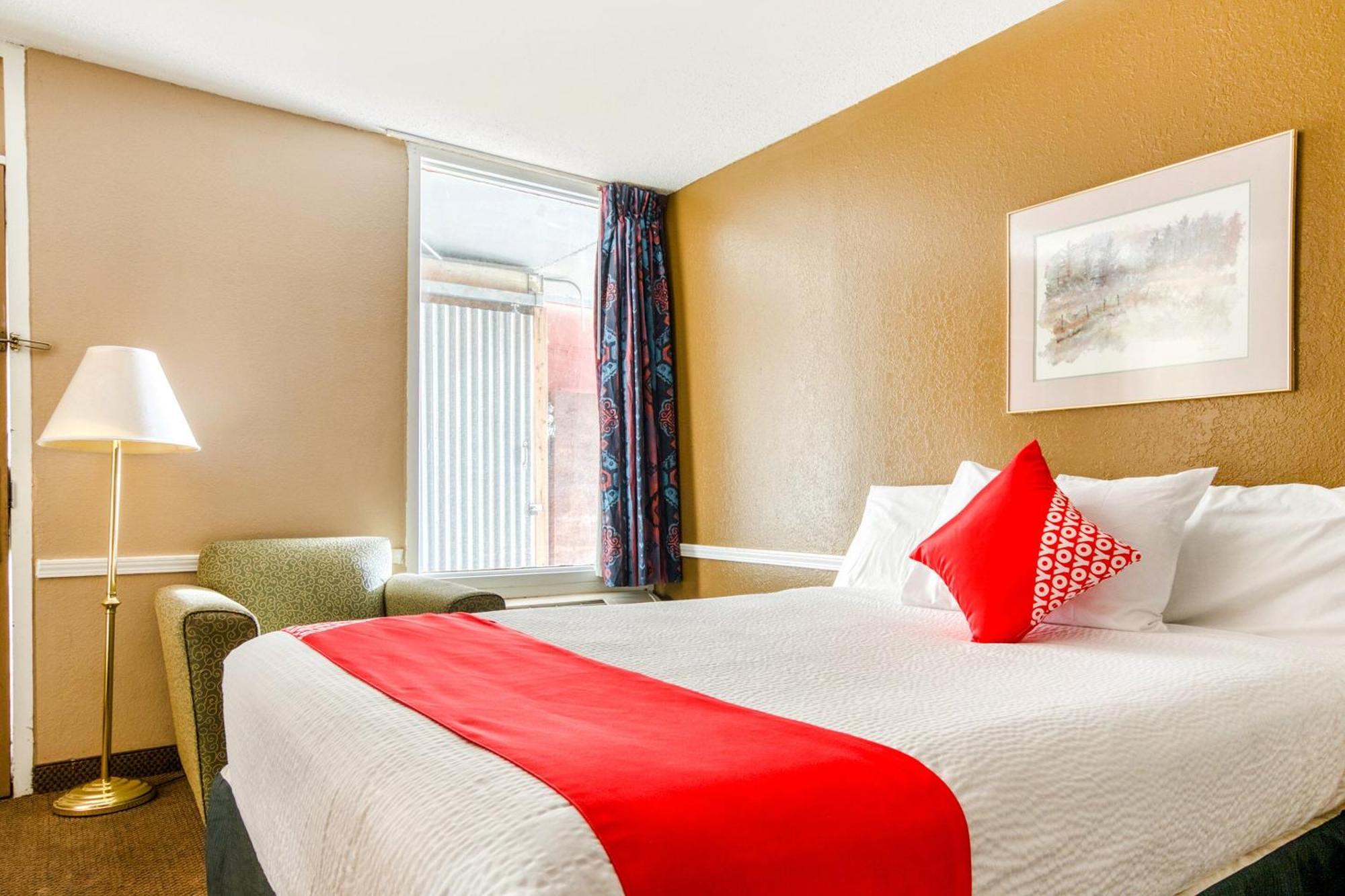 Hotel Oyo - Downtown